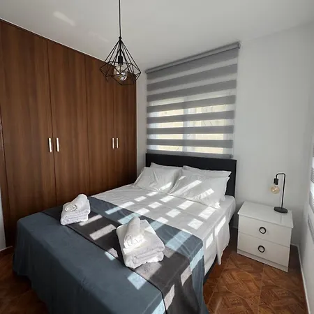 Apartman Elegant Two-bedroom In Kato Close To Everything!